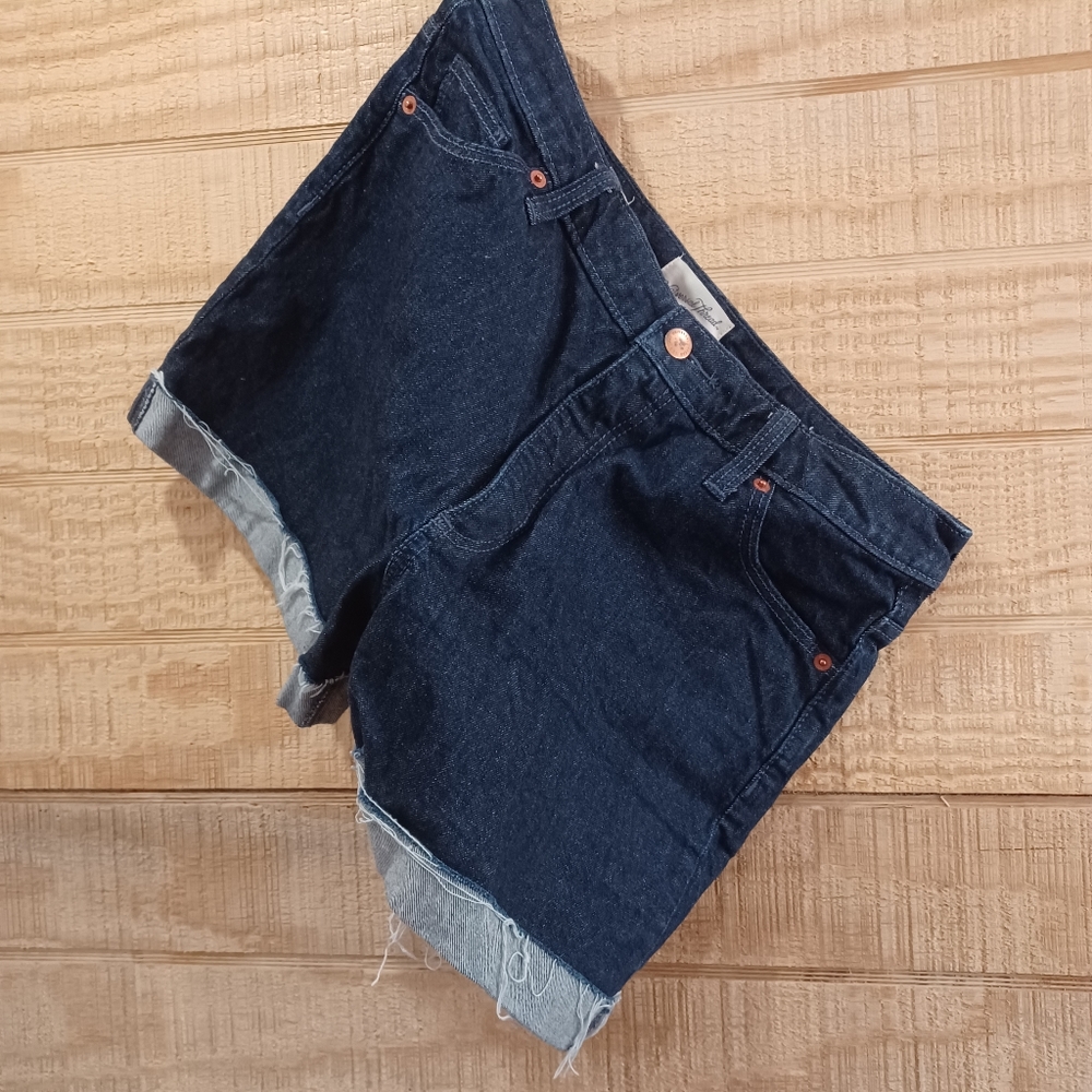 Ladies Midi Shorts